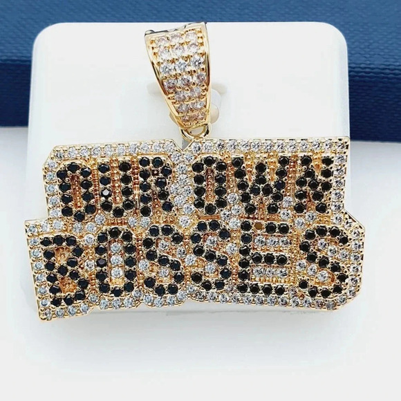 "14K Gold Plated Cubic Zircon Pendant, EVBRS661